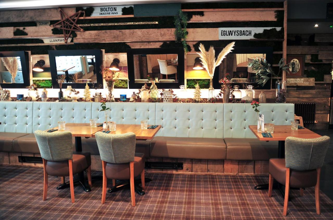 The Tal-Y-Cafn Hotel Конуи Екстериор снимка